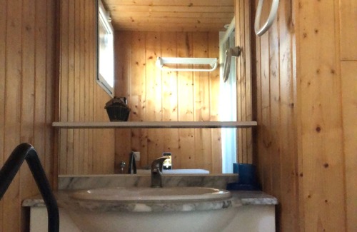 Soulac-sur-Mer Ski Chalet | Chalet between ocean and forest