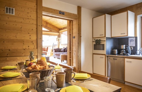 Plagne 1800 Ski Chalet | Chalet Boudu, 7 people, modern, with a beautiful terrasse, Plagne 1800