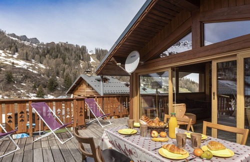 Plagne 1800 Ski Chalet | Chalet Boudu, 7 people, modern, with a beautiful terrasse, Plagne 1800