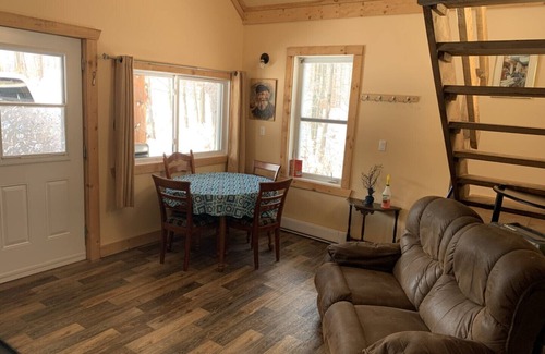 Saint-Etienne-De-Bolto House | Chalet Le Guerrier Paradis Sauvage