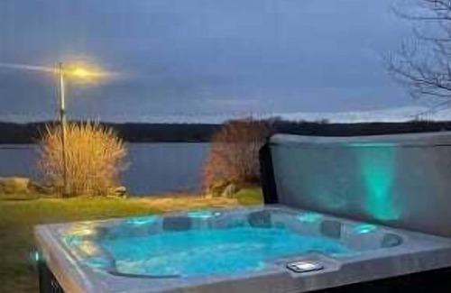 Saint-Andre-d'Argenteuil Ski Chalet | Chalet de la Rive Sum