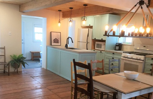 Saint Ferreol les Neiges Ski Chalet | CHALET CLOSE TO MONT SAINTE ANNE (BECASSINE)