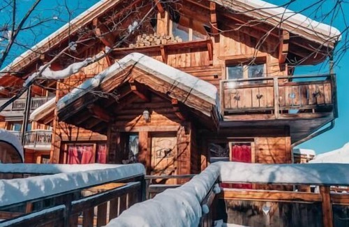 Les Deux Alpes Ski Chalet | Chalet Chaleureux for 12/14 persons