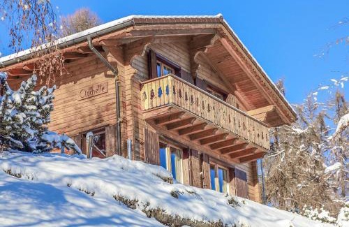 Mayens-de-Riddes Ski Chalet | Chalet Clochette