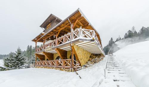 Palyanytsya Hotel | Chalet CrepDeChine Hotel