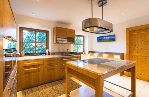 Zell am See Ski Chalet | Chalet Crown of the Alps, Lake view & garden