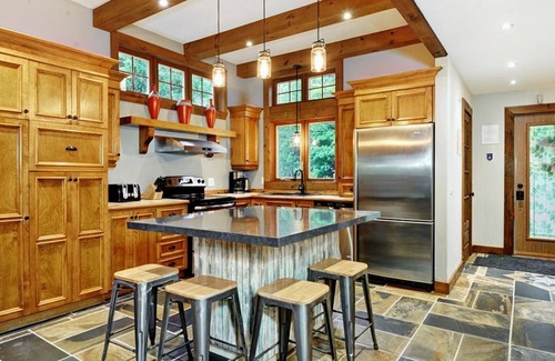 Stoneham House | Chalet de luxe acceptant les animaux à louer CITQ 240284