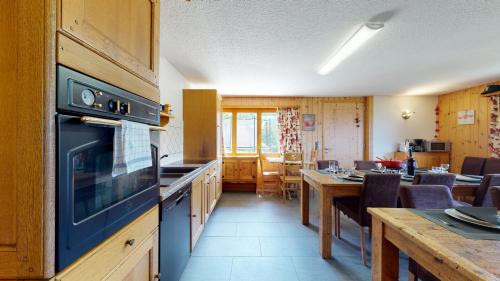 Iserables Apartment | Chalet des Alpes NATURE & MOUNTAIN by Alpvision Résidences