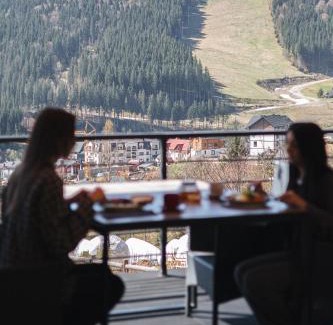 Bukovel Hotel | Chalet du Mont