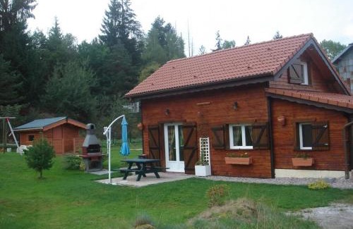 Vagney House | Chalet en bois avec jardin, proche ski et randonnée, équipé pour 8 pers. à Vagney, Vosges - FR-1-589-283