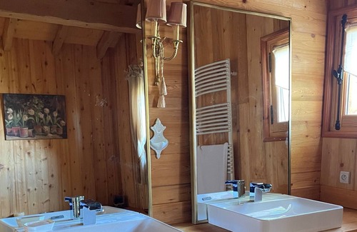 Mont-de-Lans Ski Chalet | Chalet en Pierres et Bois, Jacuzzi