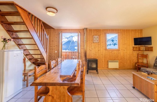 Saint-Jean-d'Arves Ski Chalet | Chalet Ensoleillé 5 Minutes des Pistes | Piscine