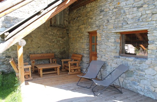 Cervieres Ski Chalet | Chalet foot of the tracks, sauna jacuzzi, chimney. Ideal for hiking, activities
