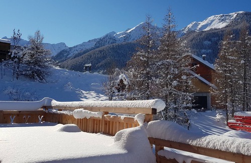 Les Orres Ski Chalet | Chalet for 18 people in Les Orres.