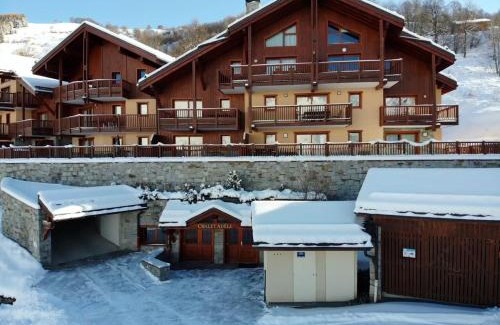 Saint-Martin-de-Belleville Apartment | Chalet pieds des pistes à St Martin de Belleville, 3 pièces, terrasse, garage, services hôteliers inclus - FR-1-452-135