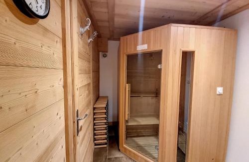 Les Gets Ski Chalet | Chalet Framboisiere - 10 pers - proche piste