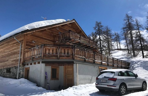 Montgenevre Ski Chalet | Chalet Genepy SKI Montgenèvre sleeps 22 - on the slopes, ski in ski out!
