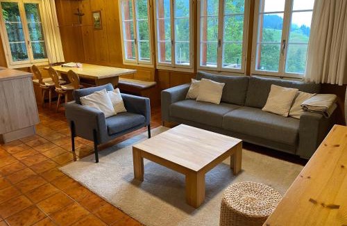 Hasliberg Ski Chalet | Chalet - Haus Ahorn Ost