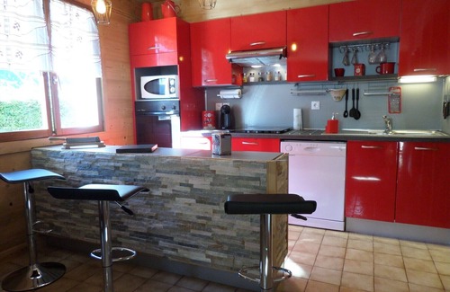 Thones Ski Chalet | Chalet Haute Savoie sauna jacuzzi private Quiet comfort wifi domaine du fraizier