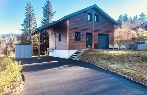 Gerardmer Ski Chalet | Chalet Idyll with jacuzzi, close to the ski slopes and city, charges included
