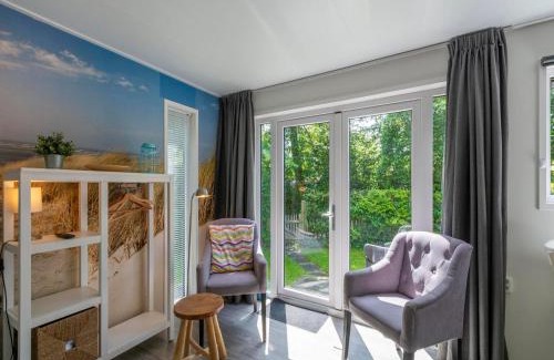 Sint Maartensvlotbrug House | Chalet in Texel near Beach and Forest