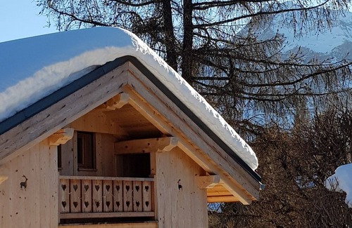 Les Carroz-d'Araches Ski Chalet | Chalet Individuel Savoyard au Centre du Village