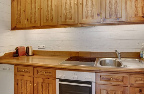 Gundhabing Ski Chalet | Chalet "Kitzchalet 2" with Mountain View, Private Terrace & Wi-Fi