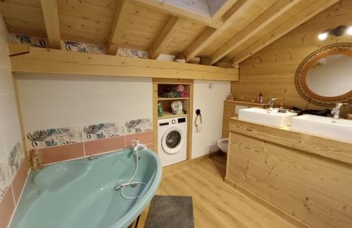 Saint-Sigismond Ski Chalet | Chalet la Belle Verte