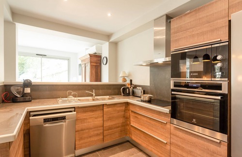 Cauterets Ski Chalet | CHALET LA SOURCE: 4-star mountain wellness in the heart of the Pyrenees