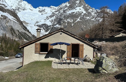 La Fouly Ski Chalet | Chalet Le Basset - Family Chalet in the Swiss Alps