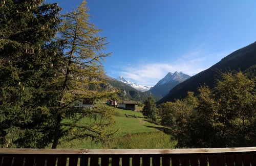 Evolene Ski Chalet | Chalet Le Bouquetin