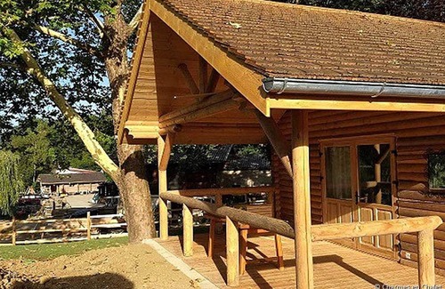 Grand Langres Ski Chalet | Chalet le FANTAISIE