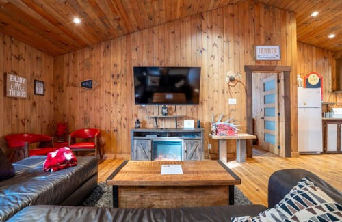 La Conception Ski Chalet | Chalet Le Shack Sur la rouge