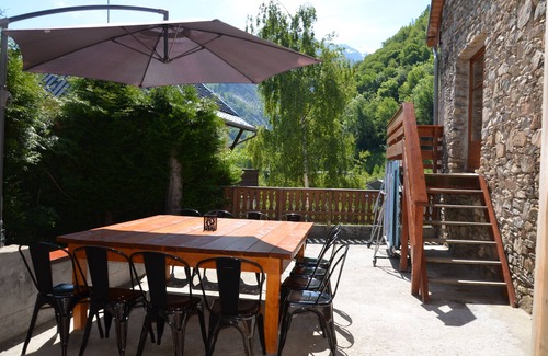 Mont-de-Lans Ski Chalet | Chalet Les Copains