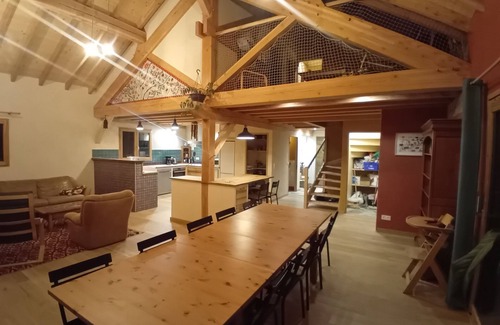 Venosc Ski Chalet | Chalet "les couleurs" in Venosc 2 Alpes ski resort
