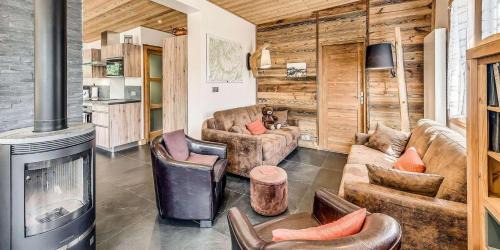 Champagny-en-Vanoise Ski Chalet | Chalet Les Lauzes - Chalets pour 10 Personnes MAE-3288