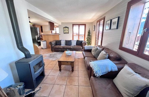 Chatel Ski Chalet | Chalet Letach - 'Great Bike Park Access' relax around the fire pit, mountain retreat
