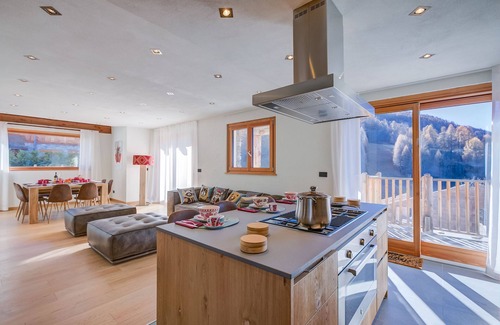 Sauze d'Oulx Ski Chalet | Chalet Merveille Ski In - Ski Out, Sauze d'Oulx, Italy