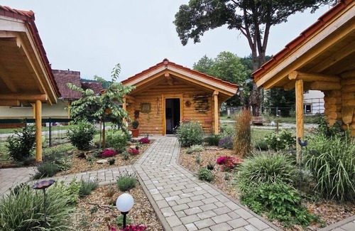 Regenhutte Apartment | Chalet mit Doppelbett und Schlafsofa
