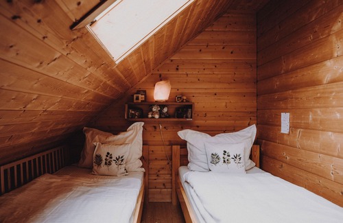 Ternitz Cabin | Chalet mit Kamin für 10 Personen Nähe Semmering Stuhleck Rax Schneeberg
