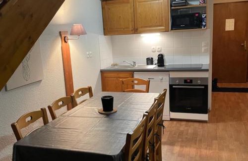 La Joue du Loup Ski Chalet | Chalet mitoyen 3 pièces, 8 pers. avec terrasse et parking à La Joue du Loup - FR-1-504-641
