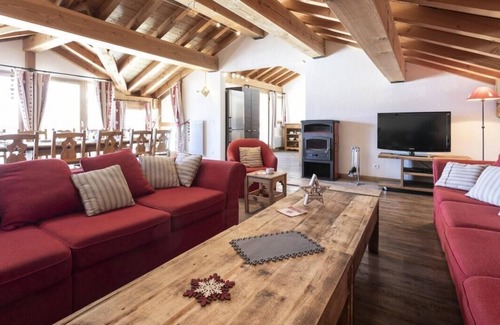 Les Eucherts Ski Chalet | Chalet MMV Les Perdrix 3 - Mountain Collection - 7 Room Chalet 14 People