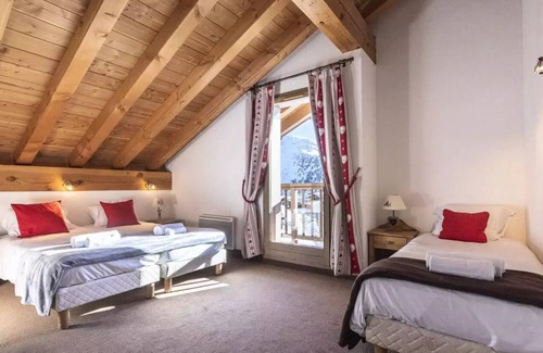 Les Eucherts Ski Chalet | Chalet MMV Les Perdrix 1 - Mountain Collection - 7-room duplex chalet for 14 people