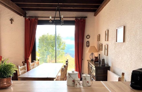 Egat Ski Chalet | Chalet-Mountain View-Ensuite with Bath