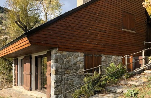 Egat Ski Chalet | Chalet-Mountain View-Ensuite with Bath