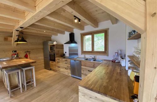 Beaufort Ski Chalet | Chalet réçent pour 15 pers. avec wifi et parking à Arêches-Beaufort - FR-1-342-310