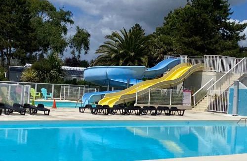 Guidel-Plages Apartment | Chalet situé dans un camping 4 étoiles - 4 à 6 personnes - KIRIO