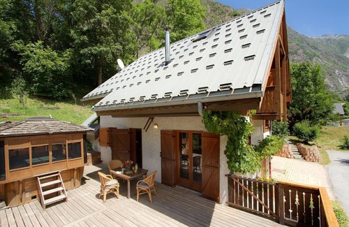 Venosc Ski Chalet | Chalet spacieux + jacuzzi | Téléphérique à 500 m