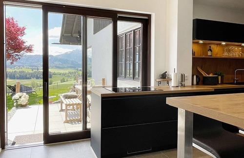 Enzensberg Apartment | Chalet Susi - View of Neuschwanstein Castle