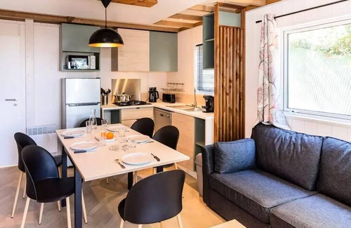 Clohars-Fouesnant Ski Chalet | Chalet | Ultimate | 3 Ch. | 6 pers. | Raised terrace | TV